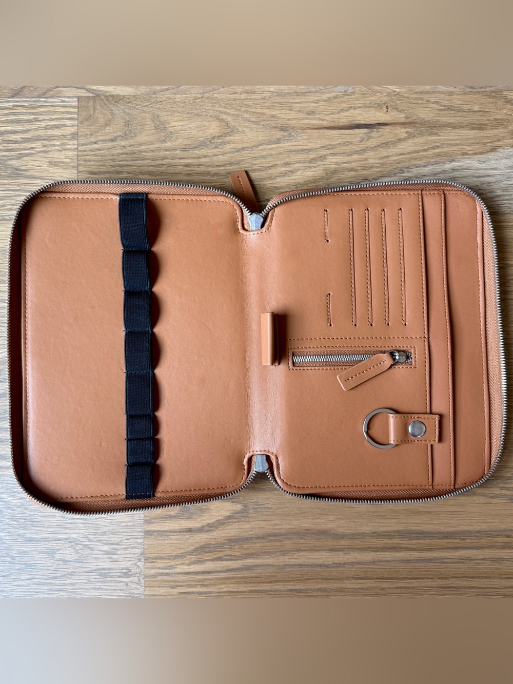 Monos Metro Duffel Saddle Tan with Classic Kit Pouch AND Portfolio Attachments - Picture 9 of 16